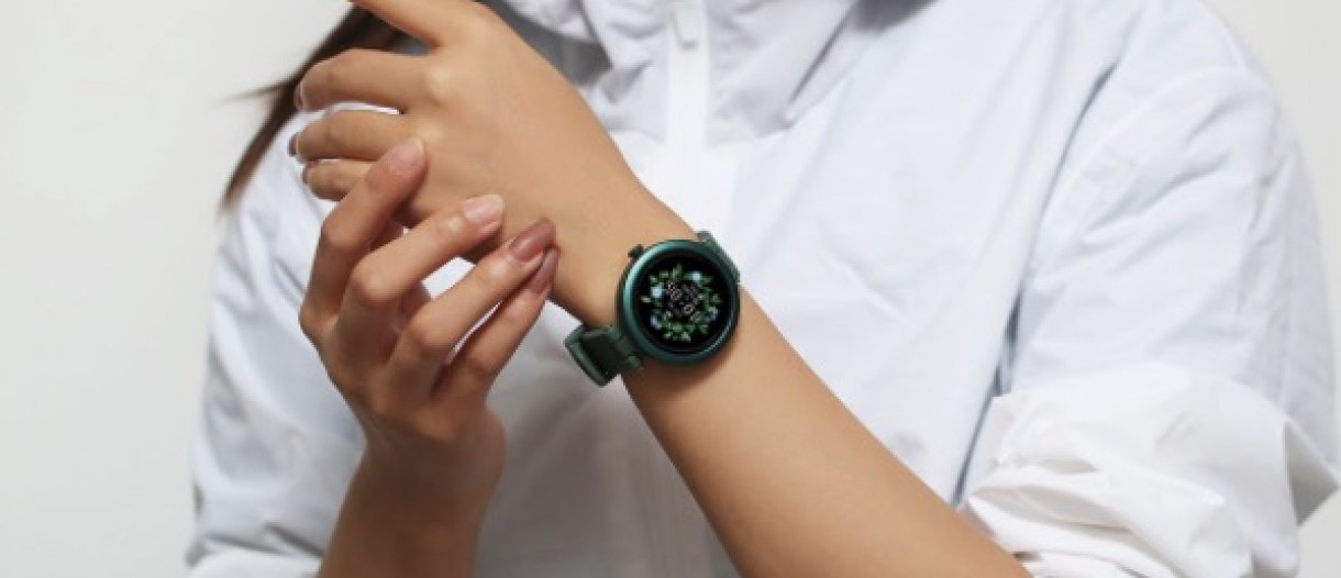 Dogee anuncia 1º smartwatch voltado para mulheres – [Blog GigaOutlet]
