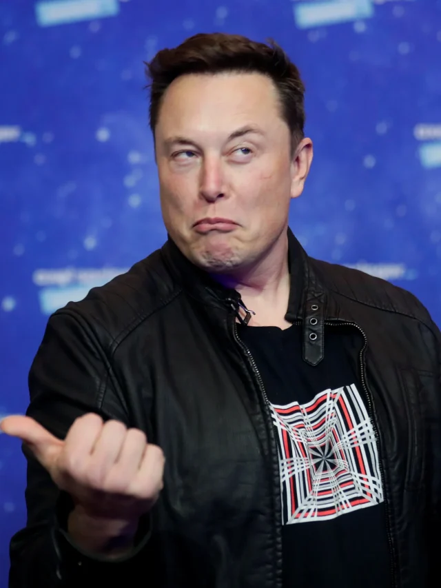 Twitter: Elon Musk anuncia suspensão do acordo para compra