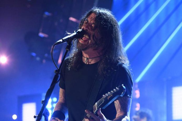 36th-annual-rock-roll-hall-of-fame-induction-ceremony-inside.-96540