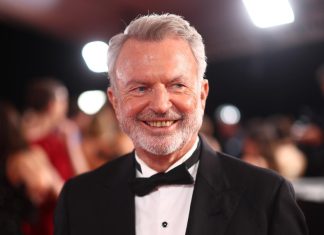 Sam Neill, Estrela de Jurassic Park, Morre aos 78 Anos e Deixa um Legado Inesquecível no Cinema Sam Neill