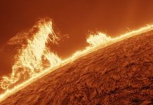 Espetaculares loops de plasma revelam a beleza explosiva do Sol em nova imagem de chuva coronal chuva coronal