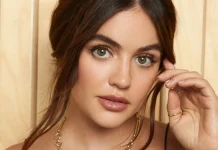 Scarlett Holmes